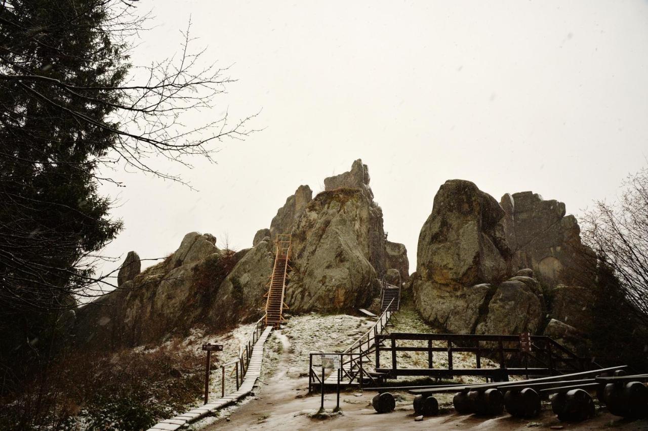 Глемпінг Едельвейс Hotel Orjavcsik Kültér fotó